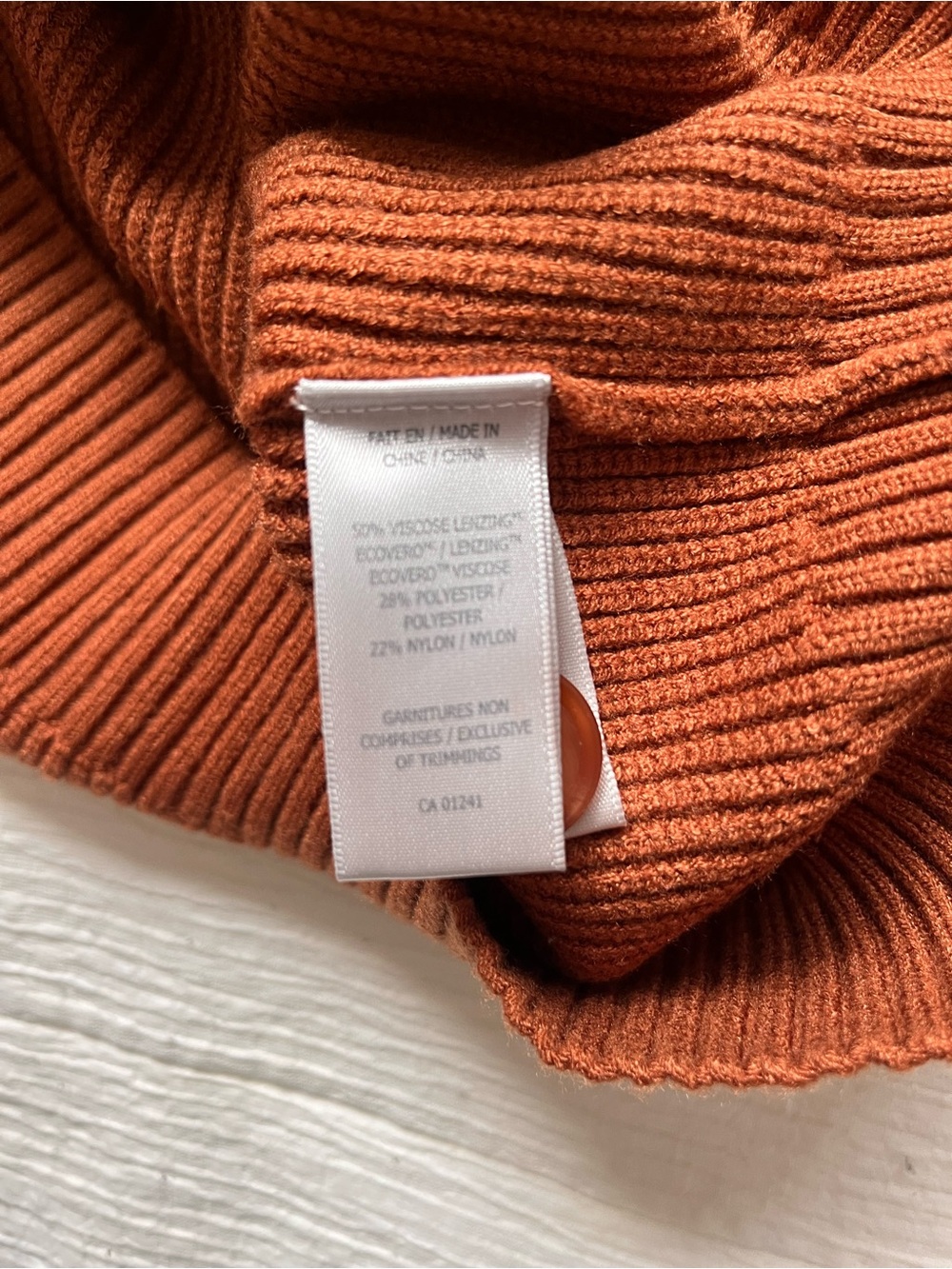 Simons Rust-Brown Ribbed Button-Up Sweater Vest - Picture 6 of 6